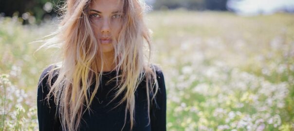 Y es una auténtica exquisitez ver la pasión que prueba por el sexo y por el placer compartido